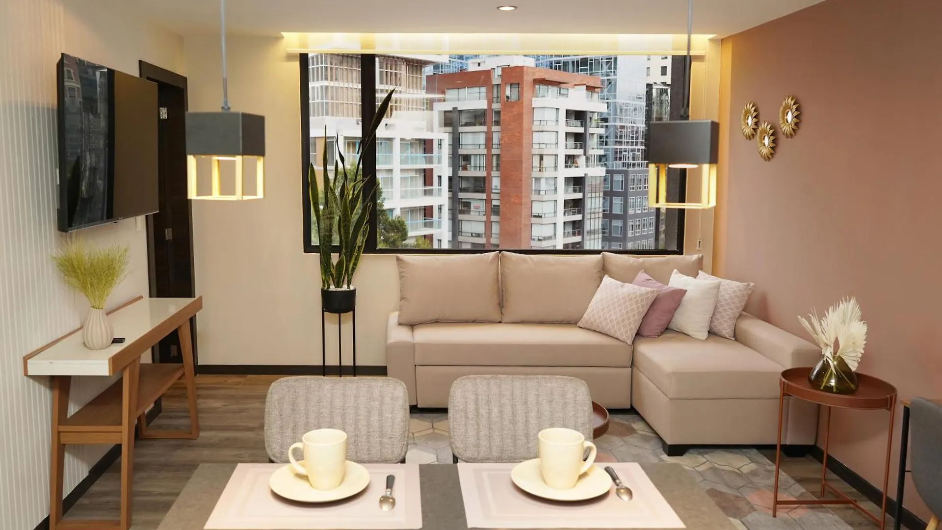 Moderno Departamento En El Mejor Sector De Quito Appartement